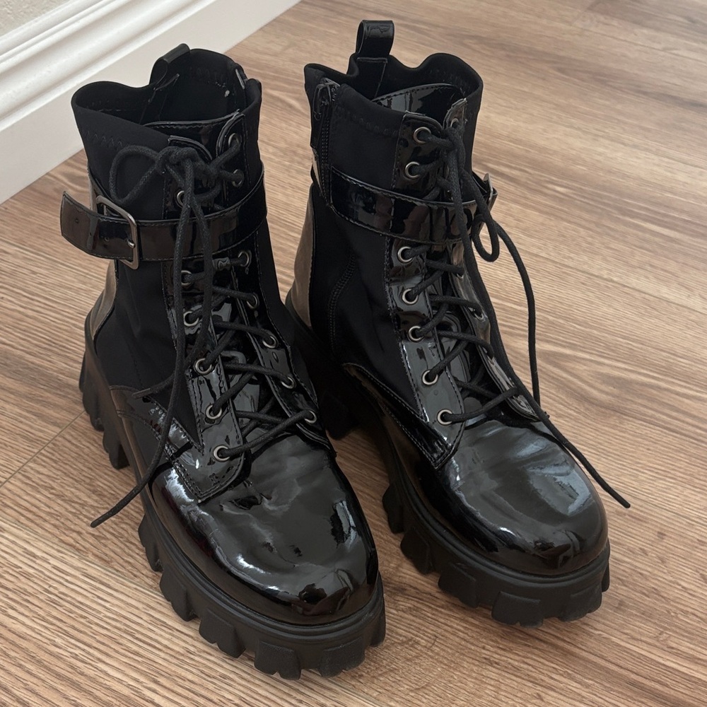 Black Patent Leather Women's Giovanna Combat Boots